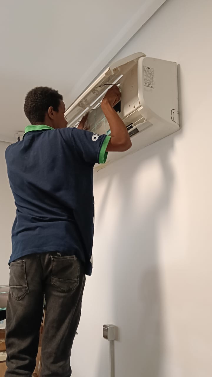 صيانة ونظافة التكييفات — صورة حقيقية من مشروع Upkeep 1